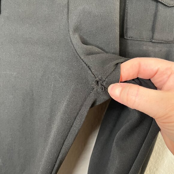 St. John Sport Womens 10 Logo Hardware Stretch Knit Cargo Pants - Picture 4 of 12